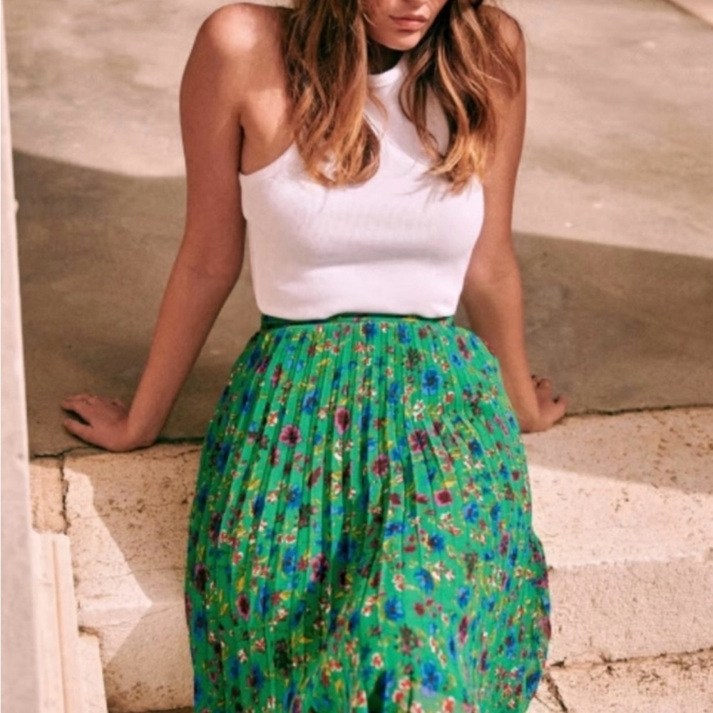 Sézane Floral Green Skirt Preloved EUC Size Medium